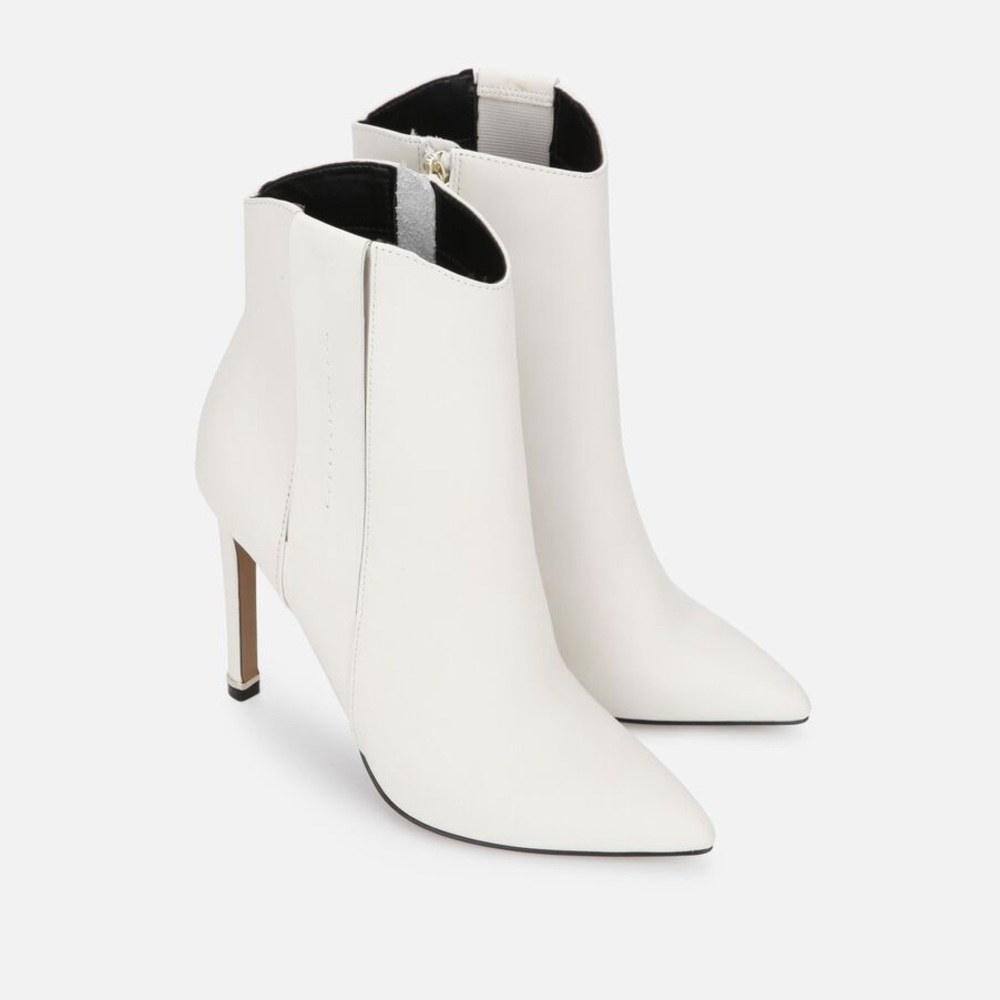 KENNETH COLE Riley 110 Western Booties White